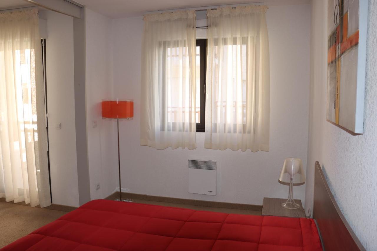 Val Dazur 2 Pieces